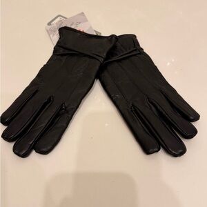 Igloos Women’s Black Leather Gloves Size M/L New With Tags Winter Cold Weather